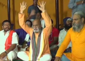 ರಾಜ್ಯದಲ್ಲಿ ಮತ್ತೊಂದು ಧರ್ಮಯುದ್ಧ ಶುರು: ಆಜಾನ್‌ ವಿರುದ್ಧವಾಗಿ ಸುಪ್ರಭಾತ, ಓಂಕಾರ.. ಪೊಲೀಸ್ ಕಟ್ಟೆಚ್ಚರ