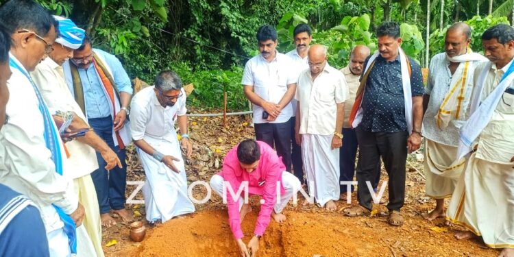 ಪುಣ್ಚಪ್ಪಾಡಿ: ದೇವಸ್ಯ ತರವಾಡು ಮನೆಗೆ ಸಂಸದ ನಳಿನ್ ಕುಮಾರ್ ಕಟೀಲ್ ಭೇಟಿ