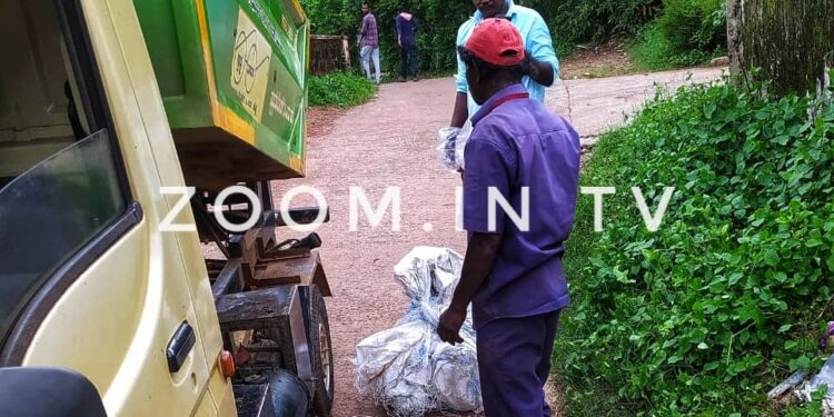 ಪುತ್ತೂರು ನಗರಸಭಾ ಸದಸ್ಯ ಸಹಿತ 10ಕ್ಕೂ ಅಧಿಕ ಮಂದಿಗೆ ಕಡಿತ: ಹುಚ್ಚು ನಾಯಿಯನ್ನು ಸದೆ ಬಡಿದ ನಗರಸಭೆ