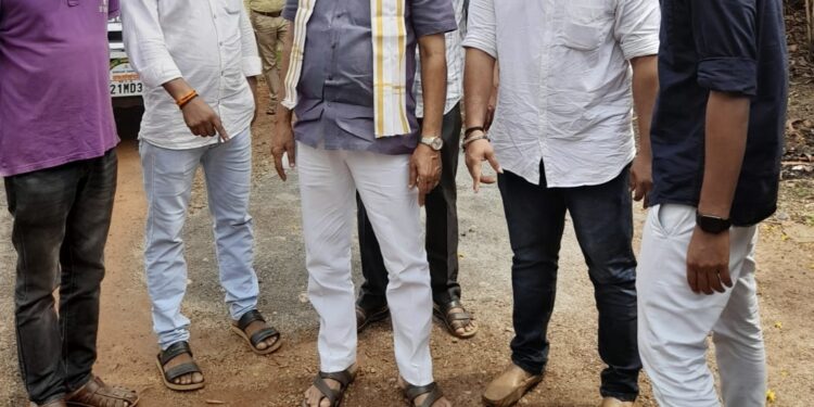 ವಿಟ್ಲ: ಹಿಂದೂ ಕಾರ್ಯಕರ್ತರ ಮೇಲೆ ಹಲ್ಲೆಗೈದ ಪ್ರಕರಣ: ಘಟನಾ ಸ್ಥಳಕ್ಕೆ ಶಾಸಕ ಸಂಜೀವ ಮಠಂದೂರು ಭೇಟಿ