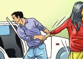 ಪುತ್ತೂರು: ಕೆಲಸಕ್ಕೆ ತೆರಳುತ್ತಿದ ಯುವತಿಯನ್ನು ಬಲವಂತವಾಗಿ ಅಪಹರಣ ಆರೋಪ: ಓರ್ವ ಮಹಿಳೆ ಸಹಿತ ನಾಲ್ವರ ವಿರುದ್ಧ ಪ್ರಕರಣ ದಾಖಲು..!!