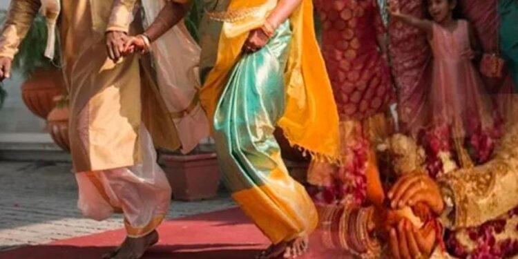 ಮುಲ್ಕಿ: ಇನ್ನೇನು ತಾಳಿ ಕಟ್ಟಬೇಕೆನ್ನುವಷ್ಟರಲ್ಲಿ ಮಂಟಪಕ್ಕೆ ವರನ ಮೊದಲ ಪತ್ನಿ ಆಗಮನ: ನವ ವಧು-ವರ ಮಂಟಪದಿಂದ ಎಸ್ಕೇಪ್..!!