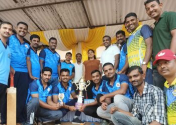 ಪುತ್ತೂರು: ಪೊಲೀಸ್ ಸಿಬ್ಬಂದಿಗಳ ‘ಕ್ರಿಕೆಟ್ ಕ್ರೀಡಾಕೂಟ’: ಪುತ್ತೂರು ಸಂಚಾರ ಪೊಲೀಸ್ ಠಾಣೆ ಪ್ರಥಮ,ಉಪ್ಪಿನಂಗಡಿ ಪೊಲೀಸ್ ಠಾಣೆ ದ್ವಿತೀಯ