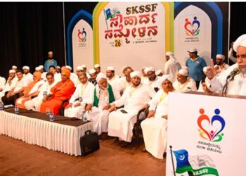 ಮುಸ್ಲಿಂ ನಾಮದಾರಿಗಳು ಅಥವಾ ಮುಸ್ಲಿಂ ಹೆಸರಿನ ಸಂಘಟನೆಗಳು ಮಾಡುವ ಅನಾಹುತಗಳಿಗೆ ಮುಸ್ಲಿಂ ಸಮುದಾಯ ಜವಾಬ್ದಾರರಲ್ಲ..!!- ಸೈಯ್ಯದ್ ಜಿಫ್ರಿ ಮುತ್ತುಕೋಯ ತಂಙಳ್