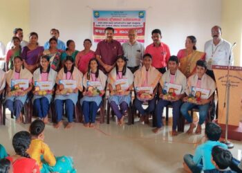 ಹಿರೇಬಂಡಾಡಿ: ಸರಕಾರಿ ಪ್ರೌಢಶಾಲೆಯಲ್ಲಿ ವಿದ್ಯಾರ್ಥಿಗಳಿಗೆ ಅಭಿನಂದನಾ ಕಾರ್ಯಕ್ರಮ