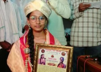 ವಾಯ್ಸ್ ಆಫ್ ಆರಾಧನ ಮೂಡಬಿದ್ರೆ ಹಾಗೂ ಶ್ರೀ ಕೃಷ್ಣ ಯುವಕ ಮಂಡಲ ಸಿಟಿಗುಡ್ಡೆ ಆಶ್ರಯದಲ್ಲಿ ಬಹುಮುಖ ಪ್ರತಿಭೆ  ಸಹನಾ ದೇವಾಡಿಗ ರವರಿಗೆ ಸನ್ಮಾನ