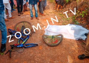 ವಿಟ್ಲ: ಜೆಸಿಬಿ ಹರಿದು ಬಾಲಕ ದಾರುಣ ಸಾವು: ಪರಾರಿಯಾಗಲು ಯತ್ನಿಸಿದ ಚಾಲಕನಿಗೆ ಸಾರ್ವಜನಿಕರಿಂದ ಗೂಸಾ..!!