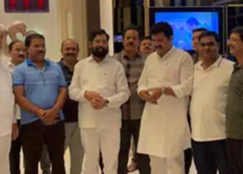 ಸಿಎಂ ಸ್ಥಾನಕ್ಕೆ ಉದ್ಧವ್​​ ಠಾಕ್ರೆ ರಾಜೀನಾಮೆ: ಬಿಜೆಪಿ, ಏಕನಾಥ್‌ ಶಿಂಧೆ ಬಣದಿಂದ ಸಂಭ್ರಮಾಚರಣೆ