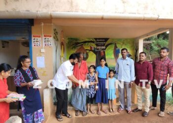 ಮುಂಡೂರು: ಶ್ರೀರಾಮ ಗೆಳೆಯರ ಬಳಗದ ವತಿಯಿಂದ ಮಕ್ಕಳಿಗೆ ಪುಸ್ತಕ ವಿತರಣೆ