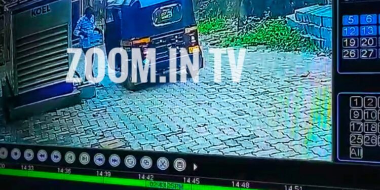 ಪುತ್ತೂರು: ಆಟೋ ರಿಕ್ಷಾದಲ್ಲಿ ಬಂದು ಖಾಸಗಿ ಆಸ್ಪತ್ರೆಯ ಜನರೇಟರ್ ಬ್ಯಾಟರಿ ಕಳ್ಳತನ: ಕೃತ್ಯ ಸಿಸಿ ಕ್ಯಾಮರಾದಲ್ಲಿ ಸೆರೆ..!!