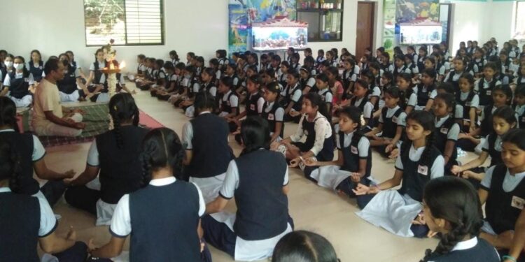 ವಿಟ್ಲ: ವಿಠ್ಠಲ್ ಜೇಸಿಸ್ ಶಾಲೆಯಲ್ಲಿ ವಿಶ್ವ ಯೋಗ ದಿನಾಚರಣೆ