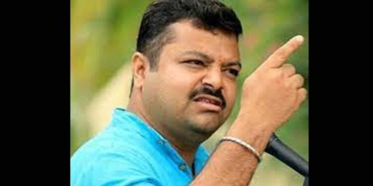 ಪ್ರವೀಣ್ ಕುಟುಂಬಕ್ಕೆ ಸಹಾಯದ ನೆಪದಲ್ಲಿ ಬಿಜೆಪಿ ಯುವ ಮೋರ್ಚಾದ ಸದಸ್ಯರಿಂದ ಹಣ ವಸೂಲಿ- ಚಕ್ರವರ್ತಿ ಸೂಲಿಬೆಲೆ ಗಂಭೀರ ಆರೋಪ