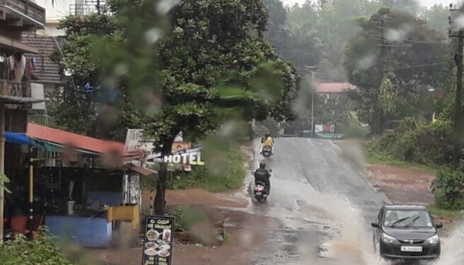 ಸಾಲೆತ್ತೂರು: ಚರಂಡಿ, ಮೋರಿ ಸರಿಯಾಗಿ ನಿರ್ಮಿಸದೆ ಫಾಸ್ಟ್ ಫುಡ್ ಅಂಗಡಿ ನಿರ್ಮಿಸಿರುವ ಆರೋಪ:  ಸೂಕ್ತ ಕ್ರಮಕ್ಕೆ ಸಾರ್ವಜನಿಕರಿಂದ ಆಗ್ರಹ