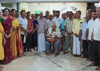 ಪುತ್ತೂರು: ಸಾರ್ವಜನಿಕ ಶ್ರೀ ಗಣೇಶೋತ್ಸವ ಸಮಿತಿ ವತಿಯಿಂದ ಡಾ.ಎಂ.ಕೆ ಪ್ರಸಾದ್ ರವರಿಗೆ ಗೌರವಾರ್ಪಣೆ