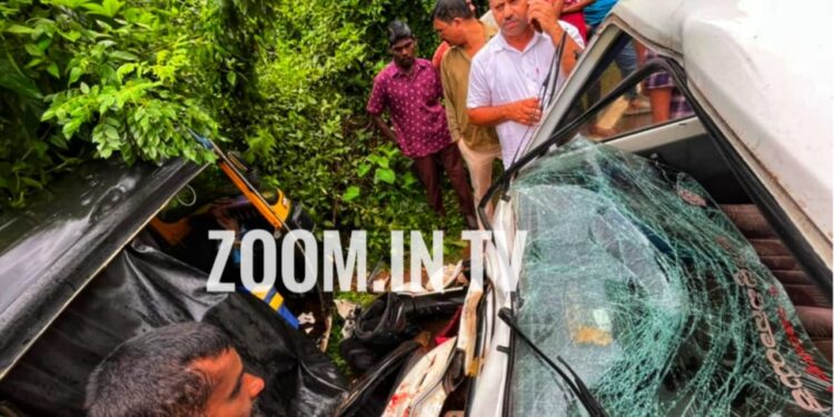 ಪುತ್ತೂರು: ಓಮ್ನಿ ಕಾರು ಮತ್ತು ಆಕ್ಟಿವಾ ನಡುವೆ ಡಿಕ್ಕಿ: ದ್ವಿಚಕ್ರ ವಾಹನ ಸವಾರನಿಗೆ ಗಾಯ..!!