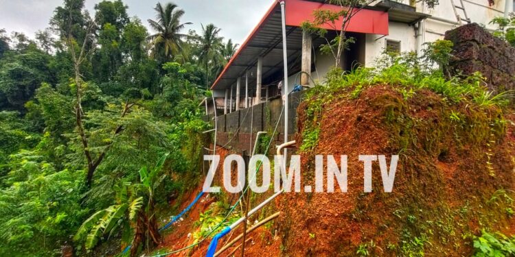 ಹೆಬ್ಬಾರಬೈಲ್ ಗುಡ್ಡ ಕುಸಿತ: ಅಪಾಯದಂಚಿನಲ್ಲಿ ಮೂರು ಮನೆಗಳು