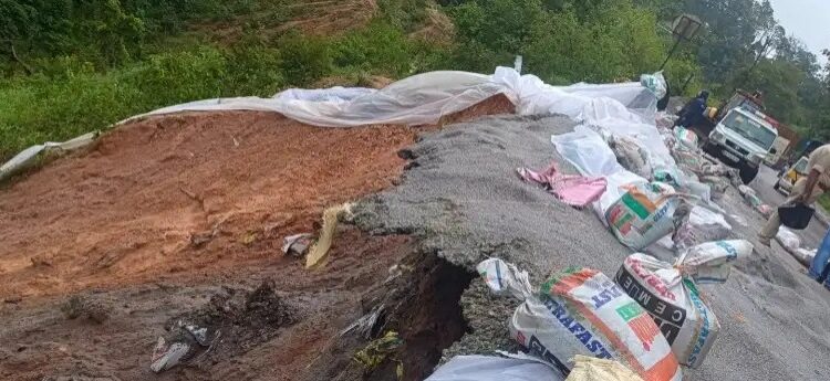 ಶಿರಾಢಿಘಾಟ್‌ನಲ್ಲಿ ಮತ್ತೆ ಭೂಕುಸಿತ: ಘನ ವಾಹನಗಳ ಸಂಚಾರಕ್ಕೆ ನಿಷೇಧ