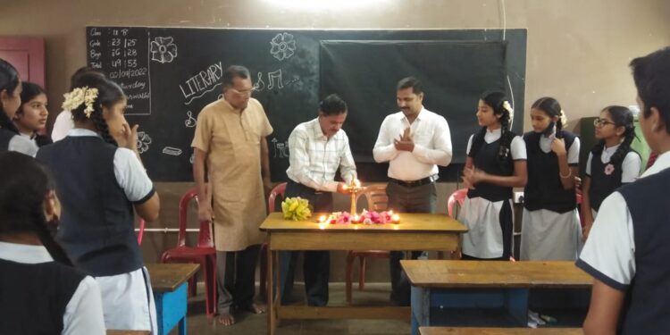 ವಿಠ್ಠಲ್ ಜೇಸಿಸ್ ಆಂಗ್ಲ ಮಾಧ್ಯಮ ಪ್ರೌಢಶಾಲೆಯಲ್ಲಿ ಸಾಹಿತ್ಯ ಸಂಘ ಉದ್ಘಾಟನೆ