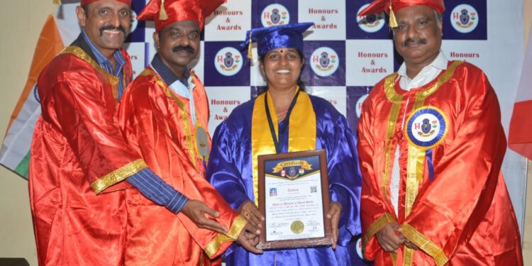 ಏಮಾಜೆ ಶಾಲೆಯ ಸಹಶಿಕ್ಷಕಿ ತ್ರಿವೇಣಿಯವರಿಗೆ ರೆಜೆನ್ಸಿ ಇಂಟರ್ ನ್ಯಾಷನಲ್ ಥಿಯೋಲಾಜಿಕಲ್ ಯೂನಿವರ್ಸಿಟಿ ವತಿಯಿಂದ ಗೌರವ ಡಾಕ್ಟರೇಟ್