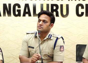 ಫಾಜಿಲ್ ಹತ್ಯೆ ಹಿನ್ನೆಲೆ: ಮಂಗಳೂರಿನಲ್ಲಿ ನಿಷೇಧಾಜ್ಞೆ ಜಾರಿ: ನಾಲ್ಕು ಪೊಲೀಸ್ ಠಾಣಾ ವ್ಯಾಪ್ತಿಯ ಶಾಲಾ, ಕಾಲೇಜುಗಳಿಗೆ ರಜೆ: ಮದ್ಯ ಮಾರಾಟ ಬಂದ್..!!