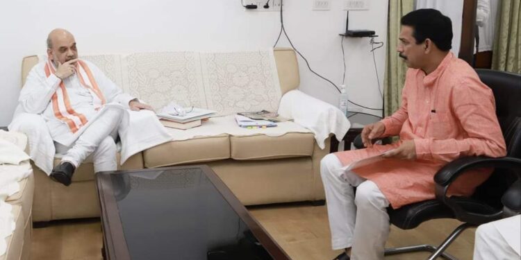 ಕೇಂದ್ರ ಗೃಹ ಸಚಿವ ಅಮಿತ್ ಷಾ ರನ್ನು ಭೇಟಿಯಾದ ಬಿಜೆಪಿ ರಾಜ್ಯಾಧ್ಯಕ್ಷ ನಳಿನ್ ಕುಮಾರ್ ಕಟೀಲ್‌: ಪ್ರವೀಣ್ ನೆಟ್ಟಾರು ಹತ್ಯೆ ಪ್ರಕರಣವನ್ನು ಗಂಭೀರವಾಗಿ ಪರಿಗಣಿಸುವಂತೆ ಮನವಿ