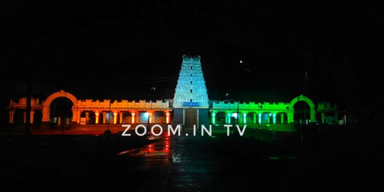 ‘ಆಜಾದಿ ಕಾ ಅಮೃತ ಮಹೋತ್ಸವ’ಕ್ಕೆ ಕೇಸರಿ, ಬಿಳಿ, ಹಸಿರು ಬಣ್ಣದಲ್ಲಿ ಕಂಗೊಳಿಸುತ್ತಿದೆ ‘ಹತ್ತೂರ ಒಡೆಯನ ಆಲಯ’