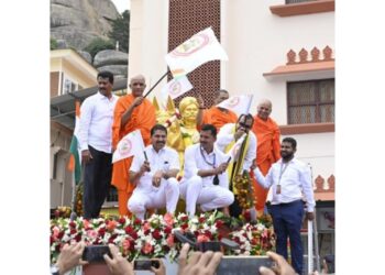 ಸ್ವಾತಂತ್ರ್ಯ ವೀರ ಕೆದಂಬಾಡಿ ರಾಮಯ್ಯ ಗೌಡ ರವರ ಕಂಚಿನ ಪ್ರತಿಮೆ ಪುರಪ್ರವೇಶ ಕಾರ್ಯಕ್ರಮಕ್ಕೆ ಆದಿಚುಂಚನಗಿರಿಯಲ್ಲಿ ಚಾಲನೆ: ಶಾಸಕ ಸಂಜೀವ ಮಠಂದೂರು ಸಹಿತ ಹಲವು ಗಣ್ಯರು ಭಾಗಿ: ಮಡಿಕೇರಿ-ಸಂಪಾಜೆ ಮಾರ್ಗವಾಗಿ ನಾಳೆ(ಆ.29) ಮಂಗಳೂರು ಪುರಪ್ರವೇಶ