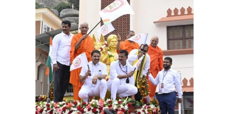 ಸ್ವಾತಂತ್ರ್ಯ ವೀರ ಕೆದಂಬಾಡಿ ರಾಮಯ್ಯ ಗೌಡ ರವರ ಕಂಚಿನ ಪ್ರತಿಮೆ ಪುರಪ್ರವೇಶ ಕಾರ್ಯಕ್ರಮಕ್ಕೆ ಆದಿಚುಂಚನಗಿರಿಯಲ್ಲಿ ಚಾಲನೆ: ಶಾಸಕ ಸಂಜೀವ ಮಠಂದೂರು ಸಹಿತ ಹಲವು ಗಣ್ಯರು ಭಾಗಿ: ಮಡಿಕೇರಿ-ಸಂಪಾಜೆ ಮಾರ್ಗವಾಗಿ ನಾಳೆ(ಆ.29) ಮಂಗಳೂರು ಪುರಪ್ರವೇಶ