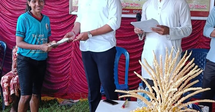 ವಿಟ್ಲ: ‘ಗದ್ದೆಯಲ್ಲಿ ಗಮ್ಮತ್ತು’ ಕಾರ್ಯಕ್ರಮ