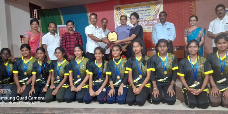 ಥ್ರೋಬಾಲ್ ಪಂದ್ಯಾಟದಲ್ಲಿ ವಿವೇಕಾನಂದ ಪದವಿಪೂರ್ವ ಕಾಲೇಜು ರಾಜ್ಯ ಮಟ್ಟಕ್ಕೆ ಆಯ್ಕೆ