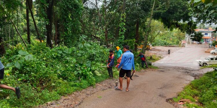 ಕೂಟೇಲು ಶ್ರೀಕೃಷ್ಣ ಯುವಕ ಸಂಘದ ನೇತೃತ್ವದಲ್ಲಿ ಶ್ರಮದಾನ
