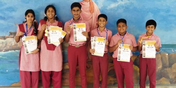 ತೆಂಕಿಲ ವಿವೇಕಾನಂದ ಆಂಗ್ಲ ಮಾಧ್ಯಮ ಶಾಲಾ ವಿದ್ಯಾರ್ಥಿಗಳು ವಿದ್ಯಾಭಾರತಿ ಈಜು ಸ್ಪರ್ಧೆಯಲ್ಲಿ ಕ್ಷೇತ್ರಿಯ ಮಟ್ಟಕ್ಕೆ ಆಯ್ಕೆ