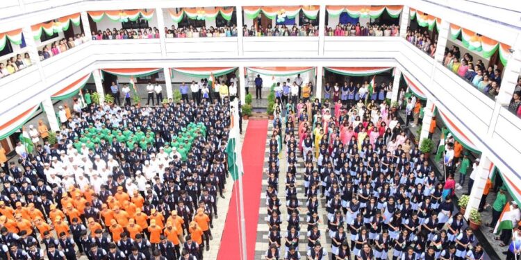 ಕ್ರಿಯೇಟಿವ್‌ ಪದವಿ ಪೂರ್ವ ಕಾಲೇಜಿನಲ್ಲಿ ಸಂಭ್ರಮದ 75ನೇ ಸ್ವಾತಂತ್ರ್ಯೋತ್ಸವ