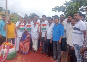 ಪಡೀಲ್ ಫ್ರೆಂಡ್ಸ್‌ ವತಿಯಿಂದ ’75 ನೇ ವರ್ಷದ ಸ್ವಾತಂತ್ರ್ಯದಿನಾಚರಣೆ’, ಸನ್ಮಾನ