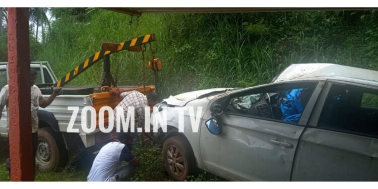 ಪುತ್ತೂರು: ಅಪರಿಚಿತ ಕಾರು ಪತ್ತೆ ವಿಚಾರ: ಆರು ತಿಂಗಳ ಹಿಂದೆ ಅಪಘಾತಗೊಂಡ ಕಾರನ್ನು ಪರಿಚಯಸ್ಥರ ಮನೆ ಸಮೀಪ ನಿಲ್ಲಿಸಿದ್ದ ಮಾಲಕ: ಕಾರು ತೆರವು,ಸಾರ್ವಜನಿಕರ ಆತಂಕಕ್ಕೆ ತೆರೆ