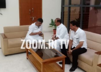 ಕುತೂಹಲ ಸೃಷ್ಟಿಸಿದ ನಾಯಕರ ಭೇಟಿ ..!!  ಕೆಪಿಸಿಸಿ ರಾಜ್ಯಾಧ್ಯಕ್ಷರನ್ನು ಭೇಟಿಯಾದ ಸೊರಕೆ, ಚಂದ್ರಹಾಸ ಶೆಟ್ಟಿ…!!