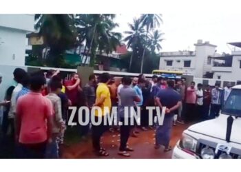 ಪ್ರವೀಣ್ ನೆಟ್ಟಾರು ಹತ್ಯೆ ಪ್ರಕರಣ : ಎಸ್.ಡಿ.ಪಿ.ಐ ಮುಖಂಡ ರಿಯಾಝ್ ಫರಂಗಿಪೇಟೆ ಮನೆಗೆ ಎನ್ಐಎ ದಾಳಿ : ಕಾರ್ಯಕರ್ತರಿಂದ ಪ್ರತಿಭಟನೆ..!!