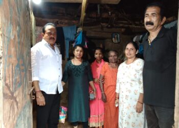 ಮನೆ ನಿರ್ಮಾಣ ಮಾಡಲು ಸಾಧ್ಯವಾಗದೆ ಸಂಕಷ್ಟದ ಸ್ಥಿತಿ ಎದುರಿಸುತ್ತಿರುವ ಮಹಿಳೆಗೆ ಸಹಕಾರ : ನೆಕ್ಕಿಲಾಡಿ ಬಿತಲಾಪು ಪರಿಸರದಲ್ಲಿ ಸಮಸ್ಯೆ ಎದುರಿಸುತ್ತಿರುವ ಇತರ ಕುಟುಂಬಗಳಿಗೂ ಸಹಾಯಹಸ್ತದ ಭರವಸೆ ನೀಡಿದ ‘ಅಶೋಕ್ ರೈ ಕೋಡಿಂಬಾಡಿ’..