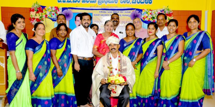 ವಿಟ್ಲ: ಚಂದಳಿಕೆ ಶಾಲೆಯಲ್ಲಿ “ಉತ್ತಮ ಶಿಕ್ಷಕ ಪ್ರಶಸ್ತಿ” ಪುರಸ್ಕೃತರಾದ ವಿಶ್ವನಾಥ ಗೌಡ ರವರಿಗೆ ಅಭಿನಂದನಾ ಕಾರ್ಯಕ್ರಮ
