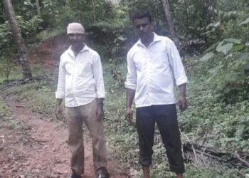 ವಿಟ್ಲ: ದೂರವಾಣಿ ಕೇಬಲ್ ಕಳ್ಳತನ: ಸಾರ್ವಜನಿಕರ ಕೈಗೆ ರೆಡ್ ಹ್ಯಾಂಡಾಗಿ ಸಿಕ್ಕಿ ಬಿದ್ದ ಕಳ್ಳರು :; ಪೊಲೀಸ್ ವಶಕ್ಕೆ..!!