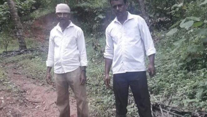 ವಿಟ್ಲ: ದೂರವಾಣಿ ಕೇಬಲ್ ಕಳ್ಳತನ: ಸಾರ್ವಜನಿಕರ ಕೈಗೆ ರೆಡ್ ಹ್ಯಾಂಡಾಗಿ ಸಿಕ್ಕಿ ಬಿದ್ದ ಕಳ್ಳರು :; ಪೊಲೀಸ್ ವಶಕ್ಕೆ..!!