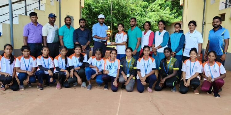 ಥ್ರೋಬಾಲ್ ಪಂದ್ಯಾಟದಲ್ಲಿ ವಿವೇಕಾನಂದ ಪದವಿಪೂರ್ವ ಕಾಲೇಜಿನ ಬಾಲಕಿಯರ ತಂಡ ದ್ವಿತೀಯ ಸ್ಥಾನ