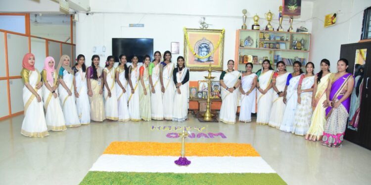 ಪುತ್ತೂರು: ಪ್ರಗತಿ ಸ್ಟಡಿ ಸೆಂಟರ್ ನಲ್ಲಿ ಓಣಂ ಆಚರಣೆ