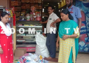 ಪುತ್ತೂರು: ಹಲವೆಡೆ ಅಂಗಡಿ – ಮುಂಗಟ್ಟುಗಳಲ್ಲಿ ಪ್ಲಾಸ್ಟಿಕ್ ಬಳಕೆ : ನಗರಸಭೆ ಅಧಿಕಾರಿಗಳಿಂದ ದಾಳಿ..!!