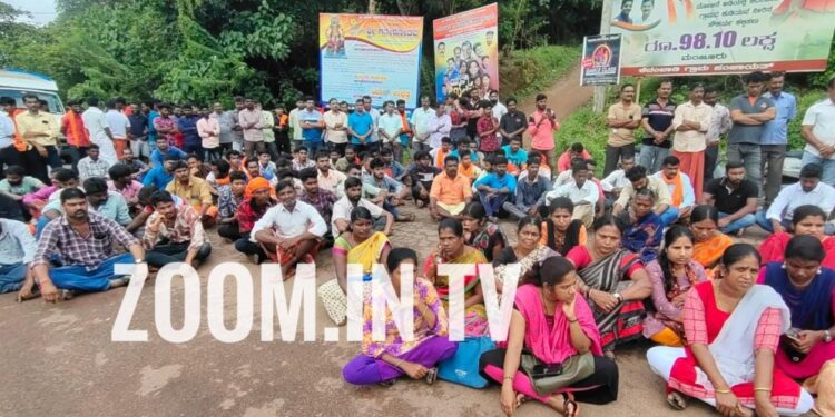 ತಿಂಗಳಾಡಿ: ಹಿಂದೂ ಯುವತಿ ಜೊತೆ ಅಸಭ್ಯವಾಗಿ ವರ್ತಿಸಿದ ಪ್ರಕರಣ: ಹಿಂದೂ ಕಾರ್ಯಕರ್ತರು, ಮಹಿಳೆಯರಿಂದ ರಸ್ತೆ ತಡೆದು ಪ್ರತಿಭಟನೆ..!!!