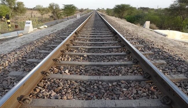 ನೆಟ್ಟಣ: ಹಳಿ ದಾಟುವಾಗ  ರೈಲು ಇಂಜಿನ್ ಡಿಕ್ಕಿ :  ವ್ಯಕ್ತಿಯೋರ್ವರಿಗೆ ಗಾಯ..!!