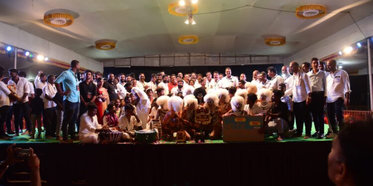 ಮಾಜಿ ಶಾಸಕಿ ಶಕುಂತಳಾ‌ ಶೆಟ್ಟಿ ಹಾಗೂ ZOOM.INTV ನೇತೃತ್ವದಲ್ಲಿ ‘ಪುತ್ತೂರ್ದ ಪಿಲಿರಂಗ್ Season -1’ :  ‘ಕಲ್ಲಡ್ಕ ಟೈಗರ್ಸ್’ ಪ್ರಥಮ,  ‘ಕಲ್ಲೇಗ ಟೈಗರ್ಸ್’ ದ್ವಿತೀಯ