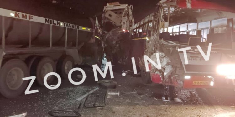 ಧರ್ಮಸ್ಥಳ, ಹಾಸನಾಂಬೆ ದರ್ಶನ ಮುಗಿಸಿ ವಾಪಸಾಗುತ್ತಿದ್ದಾಗ ಭೀಕರ ಅಪಘಾತ :  ಮಕ್ಕಳು ಸೇರಿ 9 ಮಂದಿ ದುರ್ಮರಣ..!!