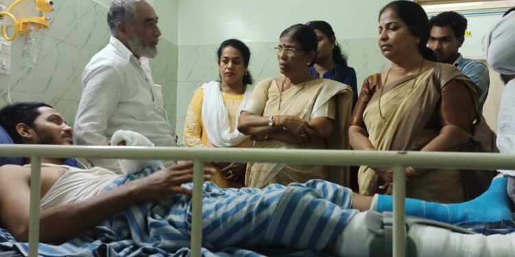 ಕಾಣಿಯೂರು ಹಲ್ಲೆ ಪ್ರಕರಣ : ಆಸ್ಪತ್ರೆಗೆ ಭೇಟಿ ನೀಡಿ ಹಲ್ಲೆ ಮಾಡಿದವರ ವಿರುದ್ಧ ಕಠಿಣ ಕ್ರಮಕೈಗೊಳ್ಳಲು ಶಕುಂತಲಾ ಟಿ ಶೆಟ್ಟಿ ಆಗ್ರಹ