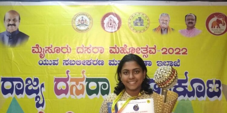 ರಾಜ್ಯ ಮಟ್ಟದ ಚೆಸ್ ಪಂದ್ಯಾಟ: ವಿವೇಕಾನಂದ ಪದವಿಪೂರ್ವ ಕಾಲೇಜಿನ ದೀಪ್ತಿಲಕ್ಷ್ಮೀ ದ್ವಿತೀಯ